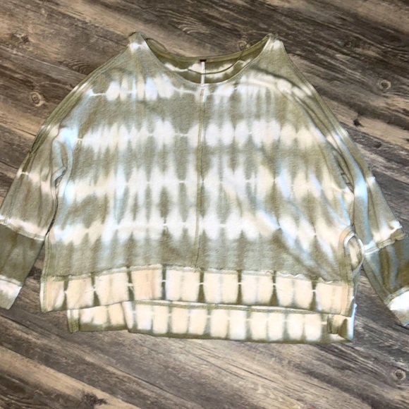 Free People Sweatshirt - Picture 1 of 3